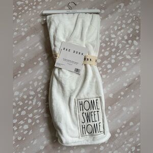 Rae Dunn White Throw Blanket - Home Sweet Home